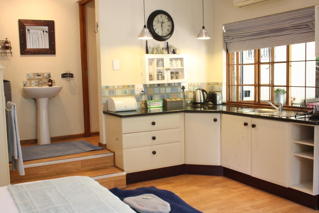Babbling Brook Bed & Breakfast Pietermaritzburg Bagian luar foto