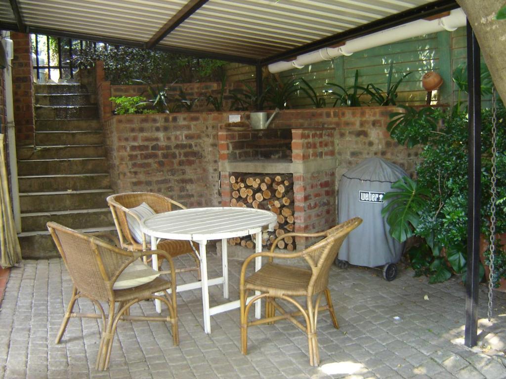 Babbling Brook Bed & Breakfast Pietermaritzburg Bagian luar foto
