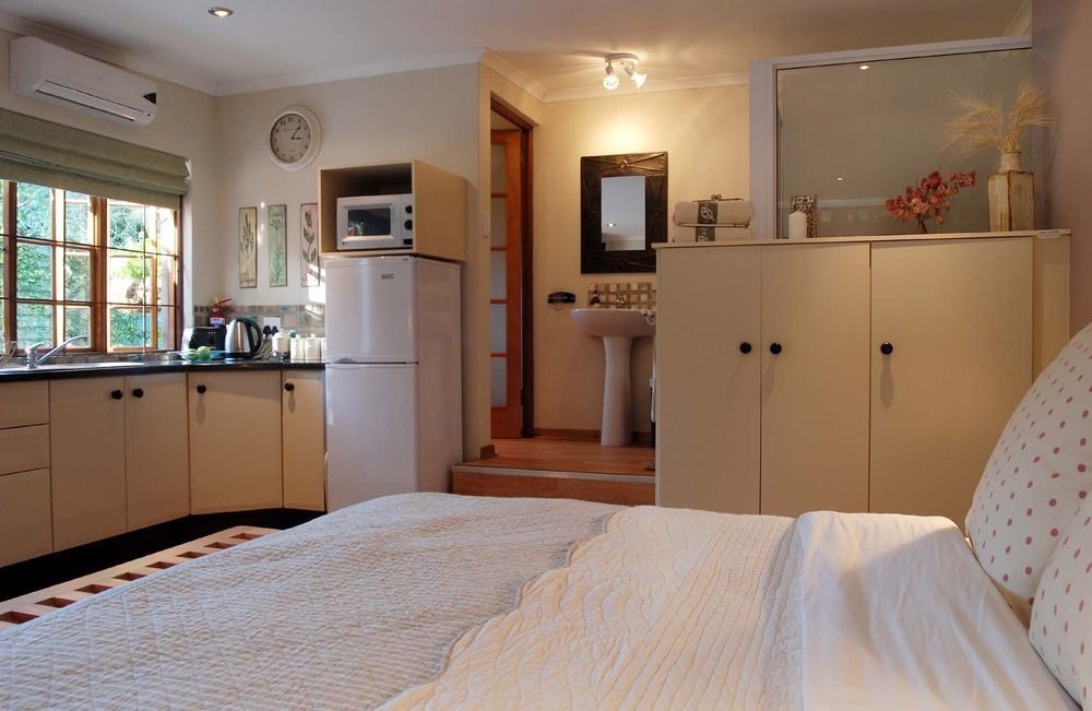 Babbling Brook Bed & Breakfast Pietermaritzburg Bagian luar foto