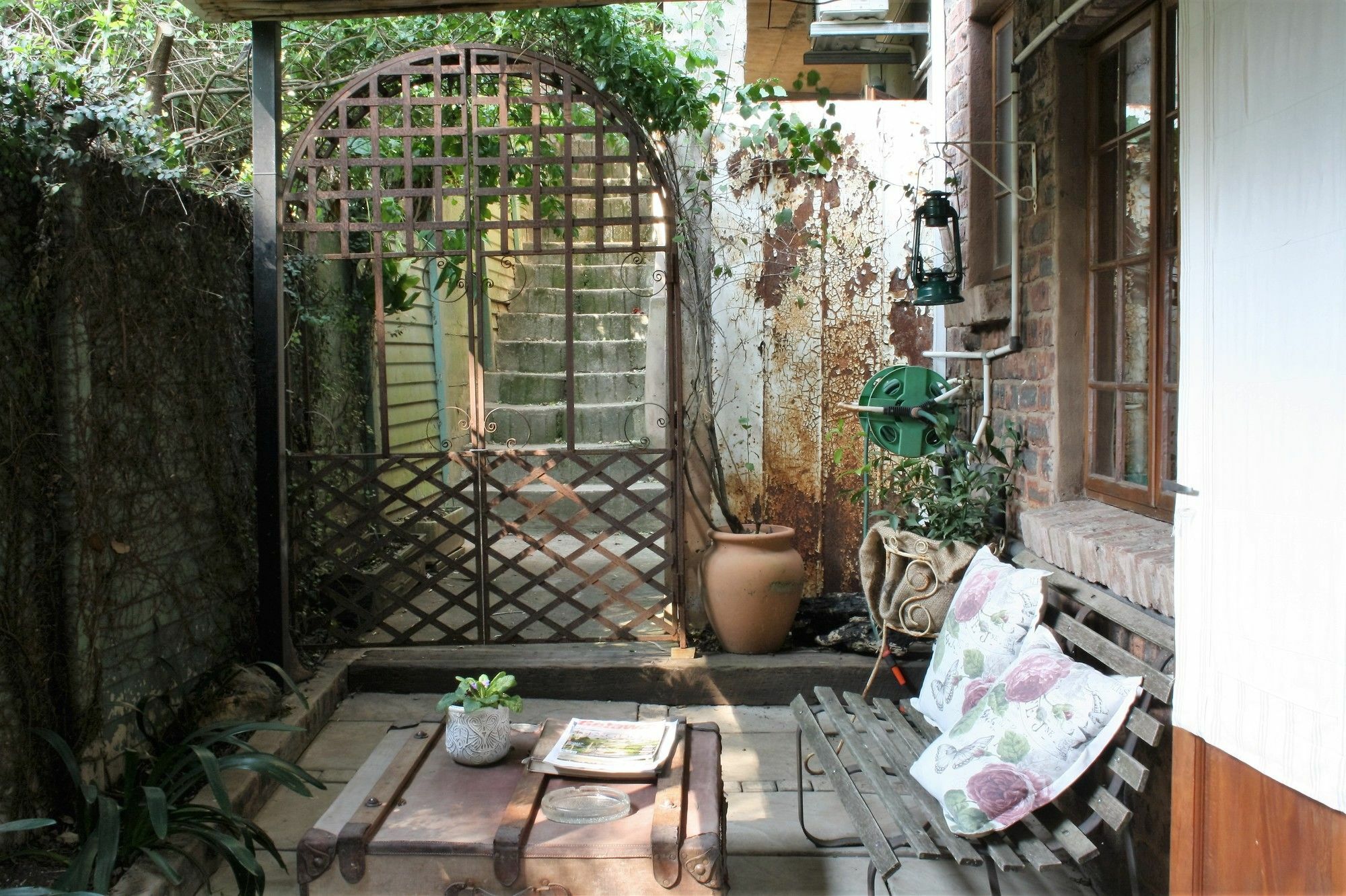 Babbling Brook Bed & Breakfast Pietermaritzburg Bagian luar foto
